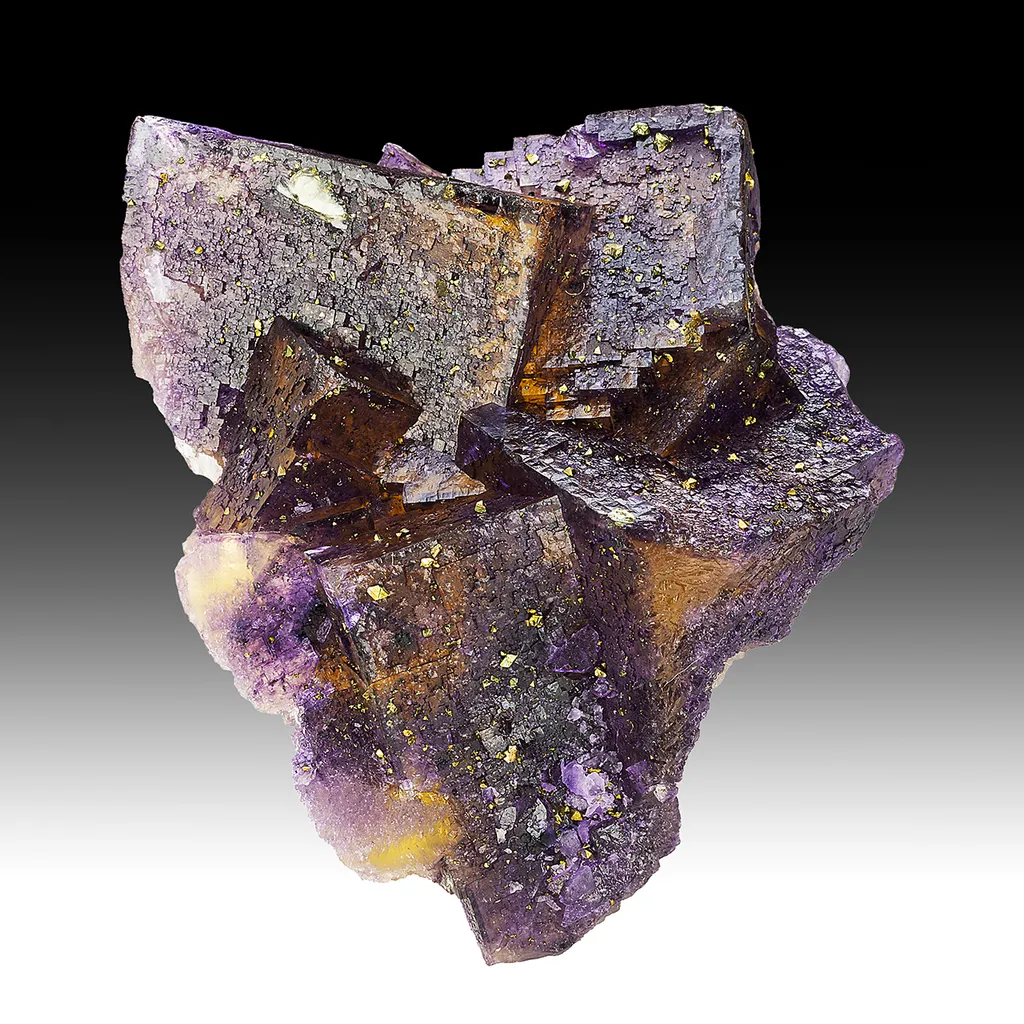 Fluorite with Chalcopyrite image
