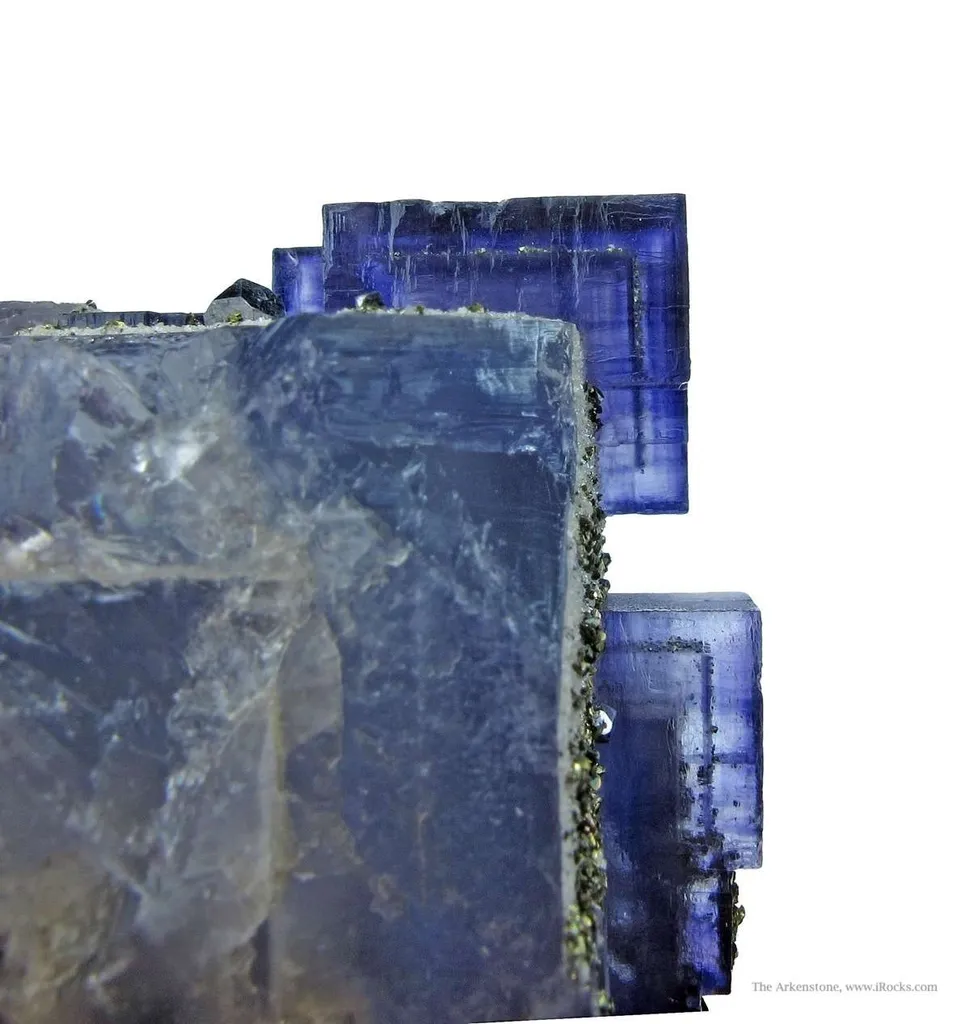 Fluorite With Chalcopyrite, Galena, and Calcite (Illustrated). - image 3