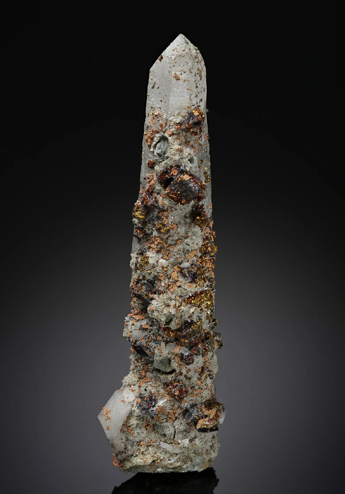 Fluorite with Chalcopyrite, Scheelite and "Zinnwaldite" on Quartz - image 1