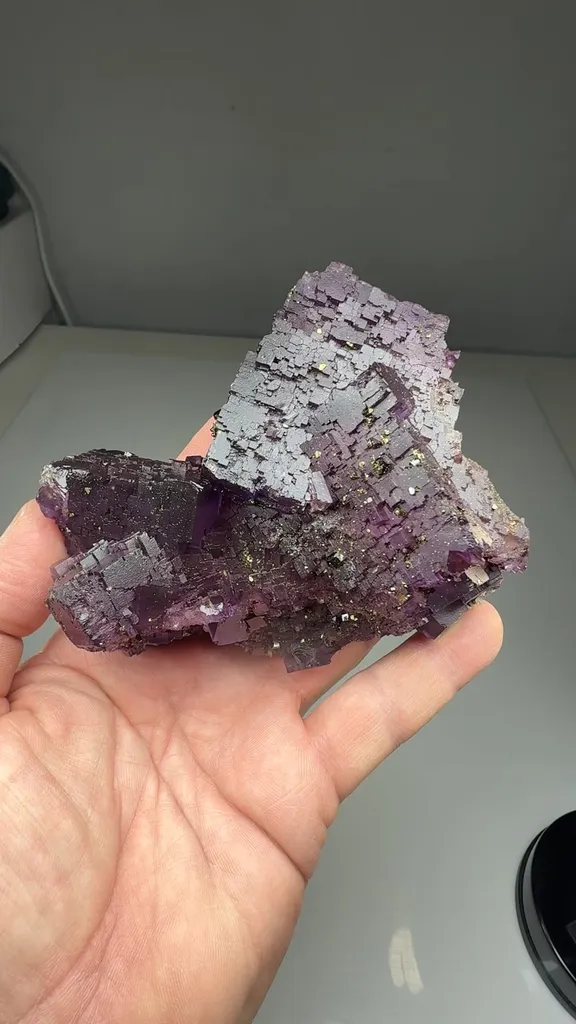 Fluorite with Chalcopyrite, Sphalerite - image 2