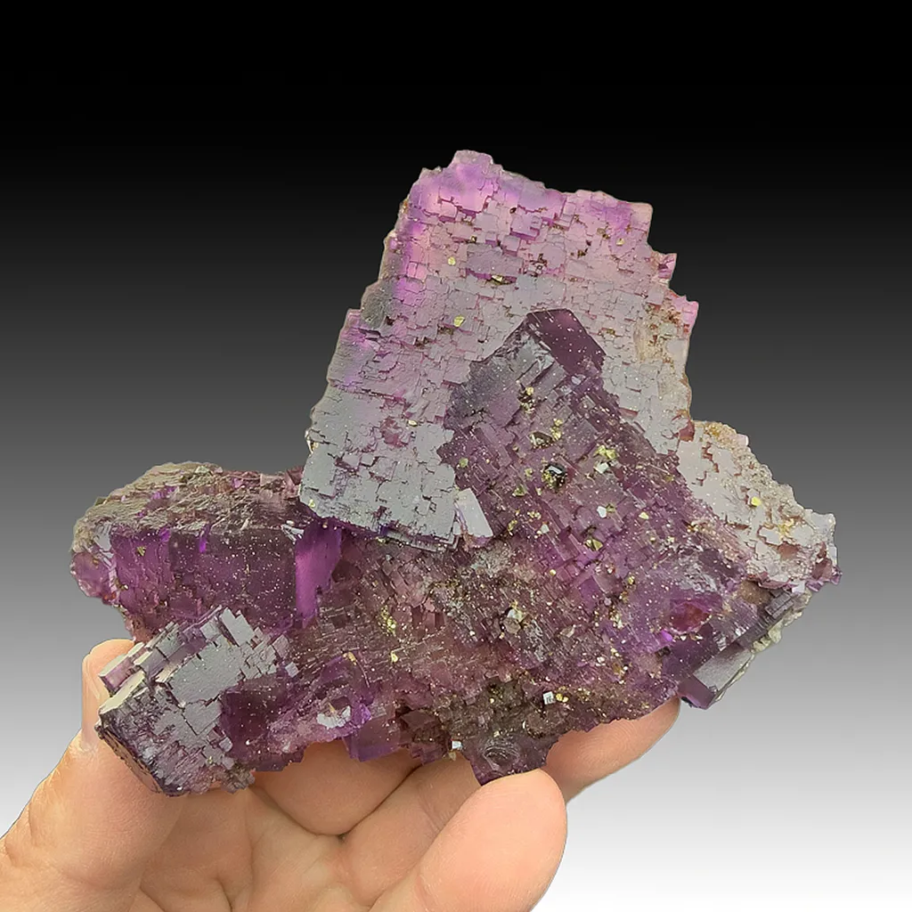 Fluorite with Chalcopyrite, Sphalerite image