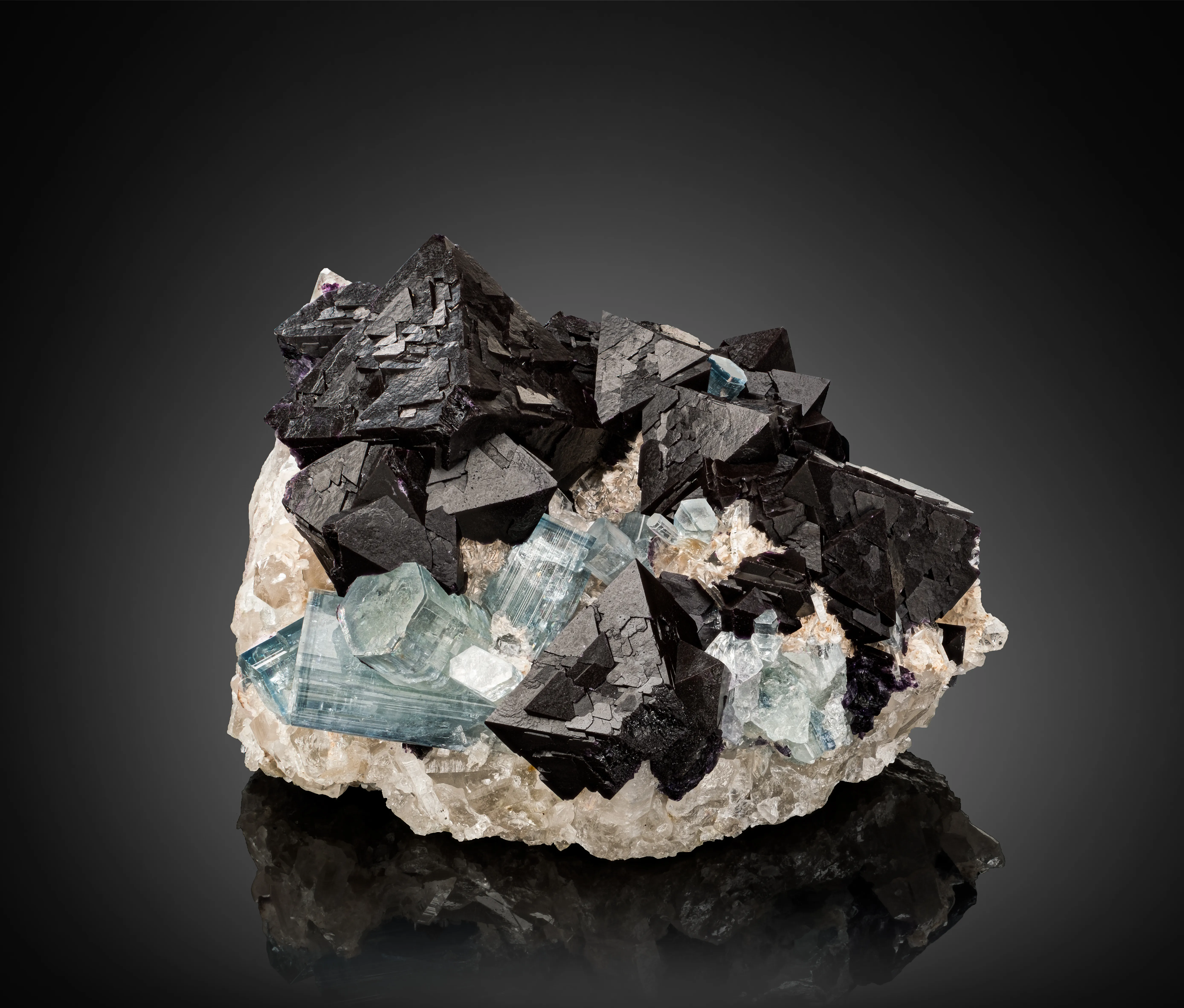 Fluorite with Fluorite and Bertrandite - image 1