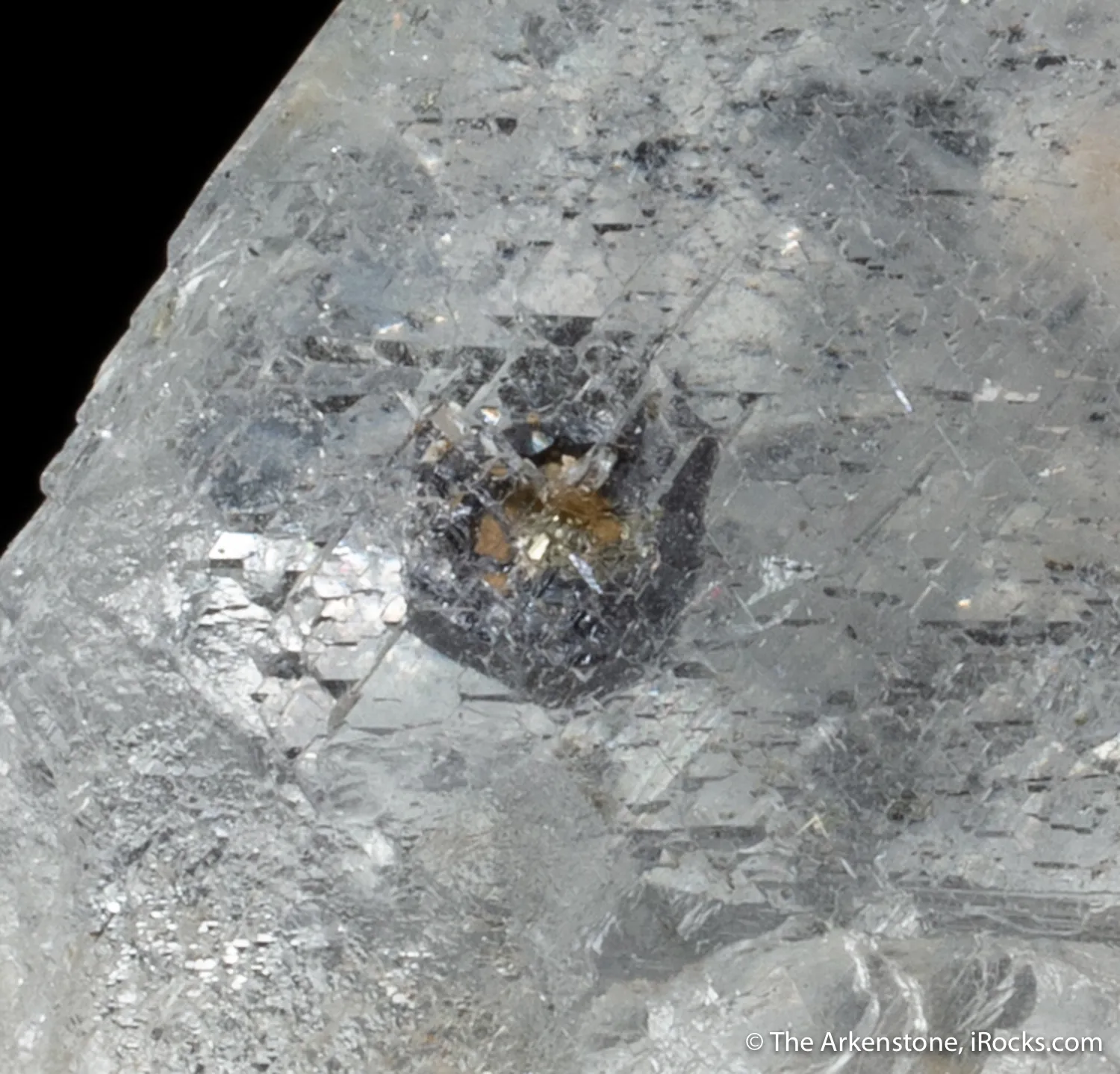 Fluorite with Galena inclusions - image 6