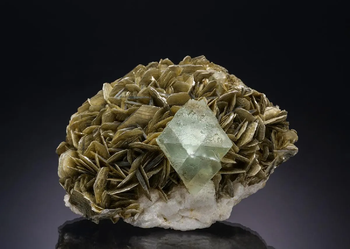 Fluorite with Muscovite - image 1