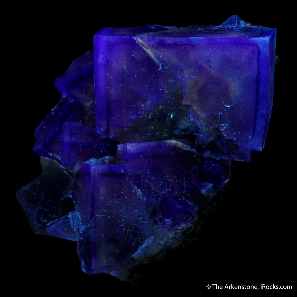 Fluorite with phantoms - image 2