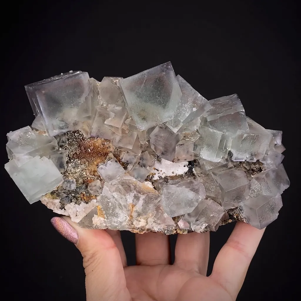 Fluorite (with phantoms) image