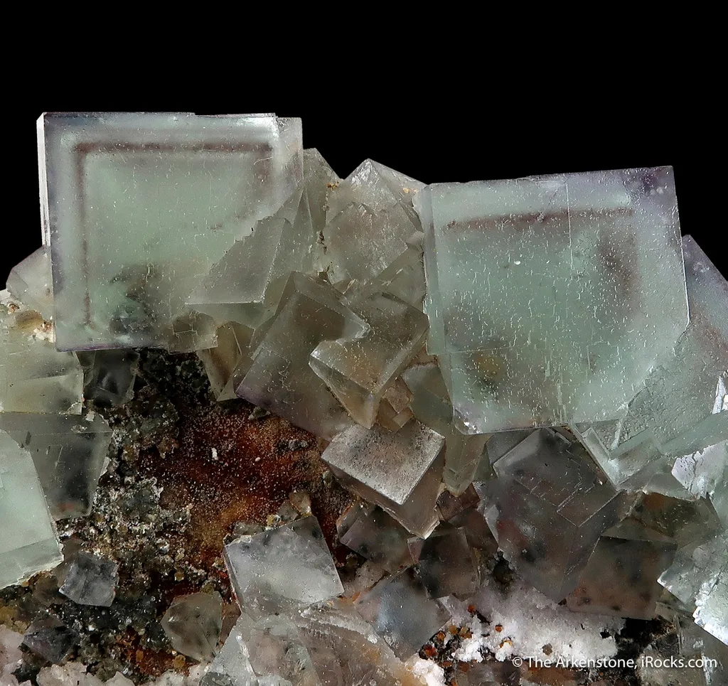 Fluorite (with phantoms) - image 3