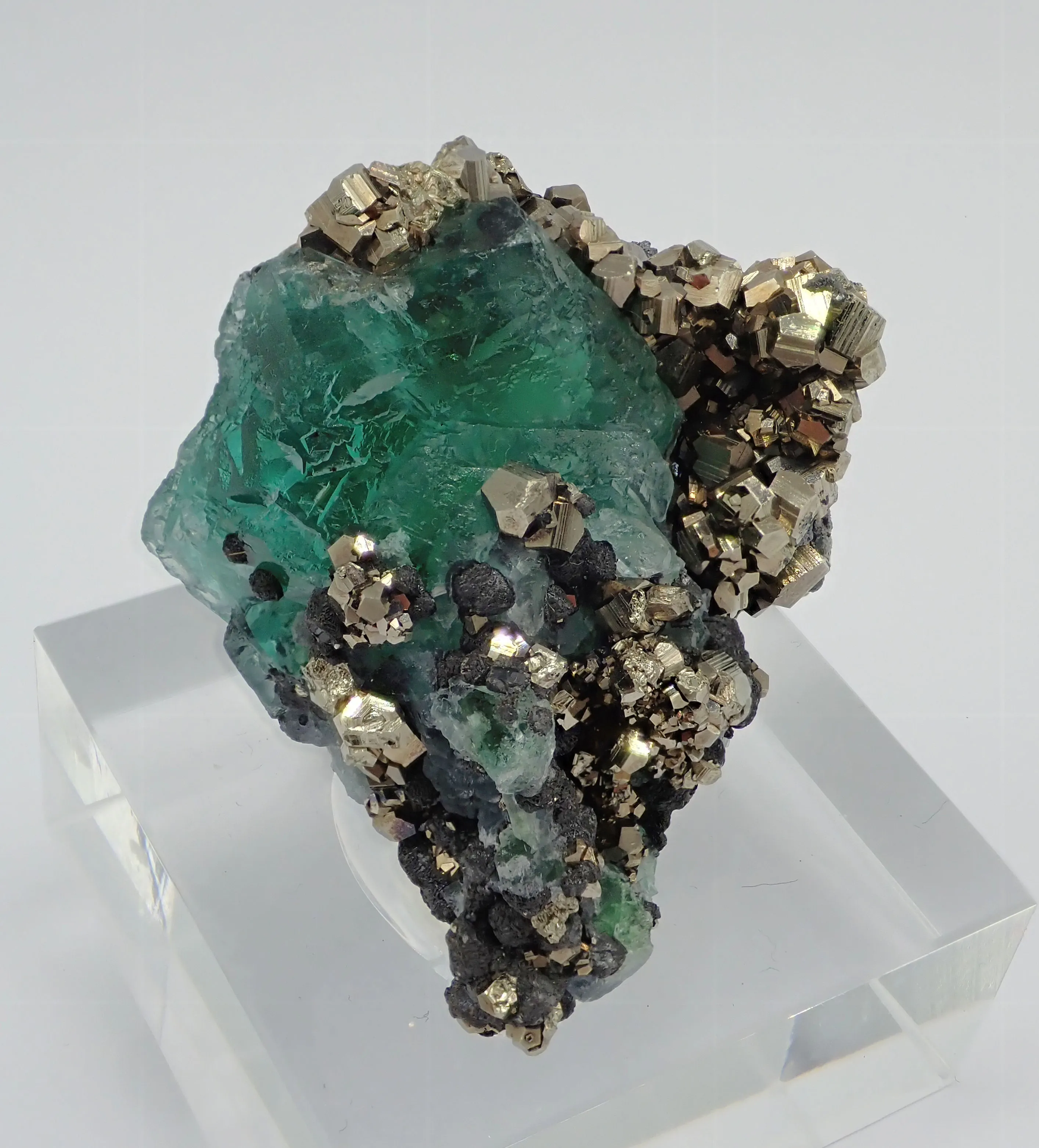 Fluorite with Pyrite and Jordanite - image 4
