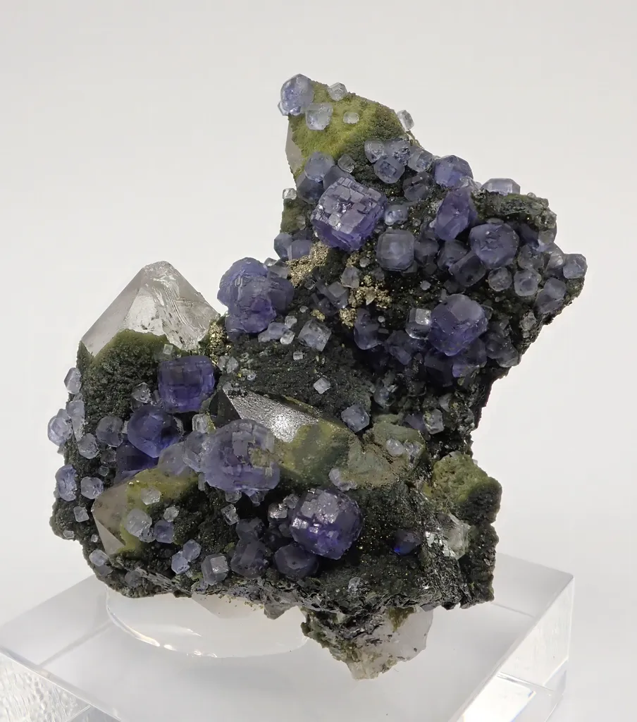 Fluorite with Quartz and Chlorite image