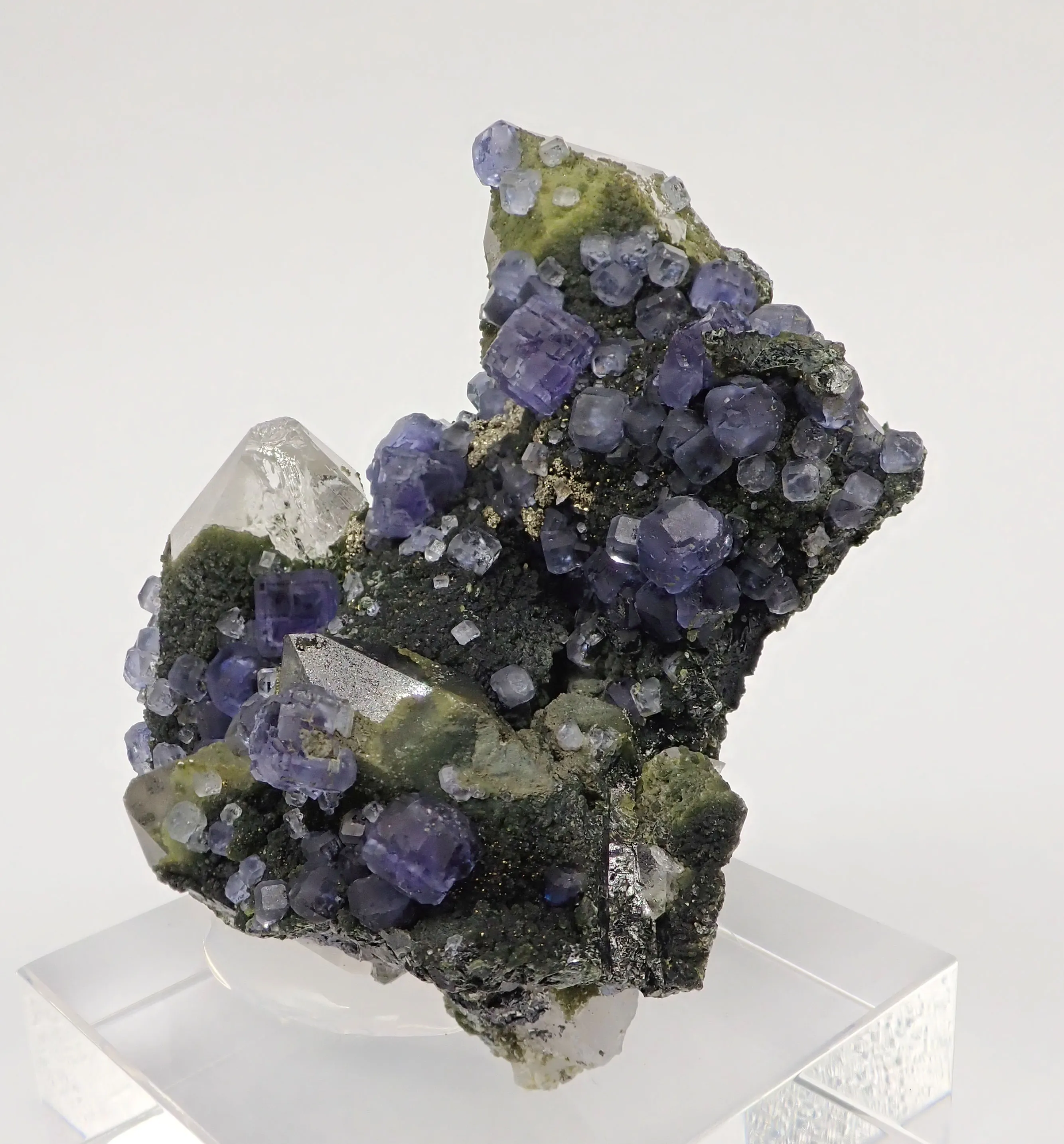 Fluorite with Quartz and Chlorite - image 2
