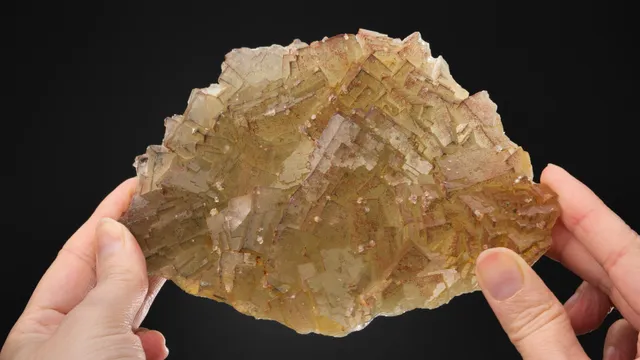 Fluorite with Quartz and Cinnabar inclusions