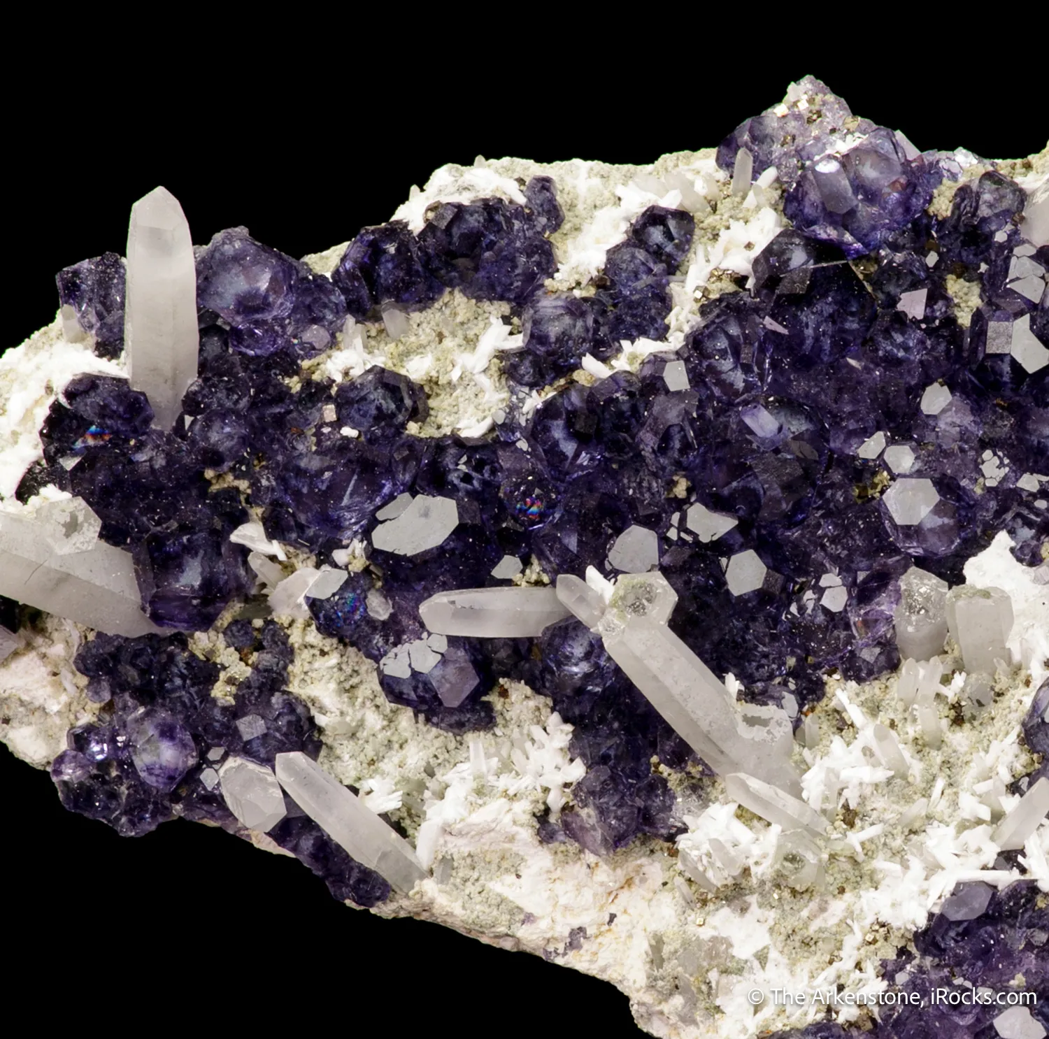 Fluorite with Quartz and Laumontite - image 3