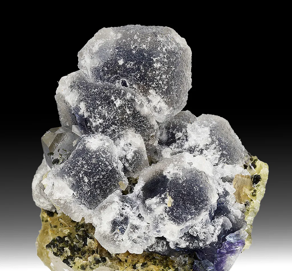 Fluorite with Quartz, Chlorite, Muscovite image