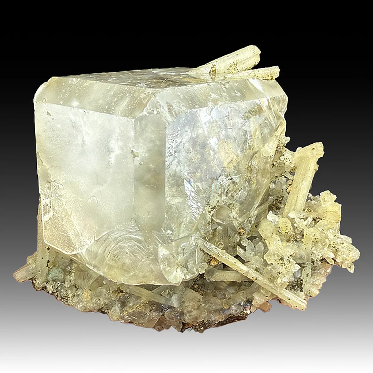 Fluorite with Quartz - image 1