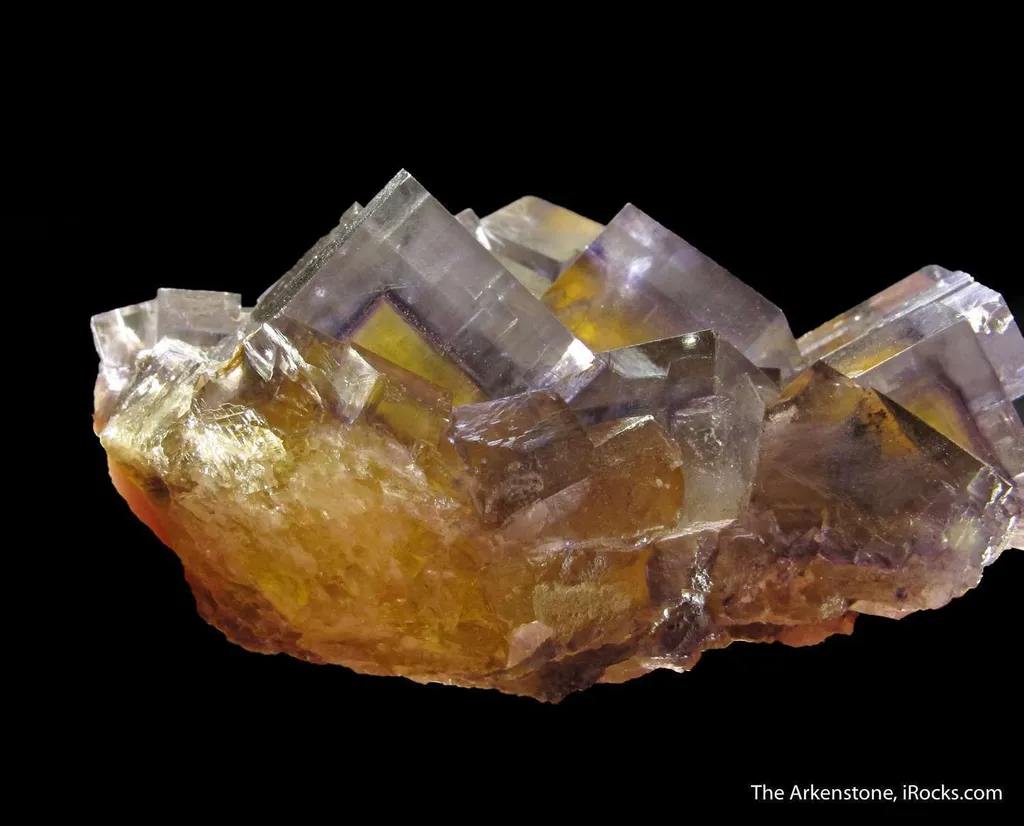 Fluorite  with sharp phantoms - image 6