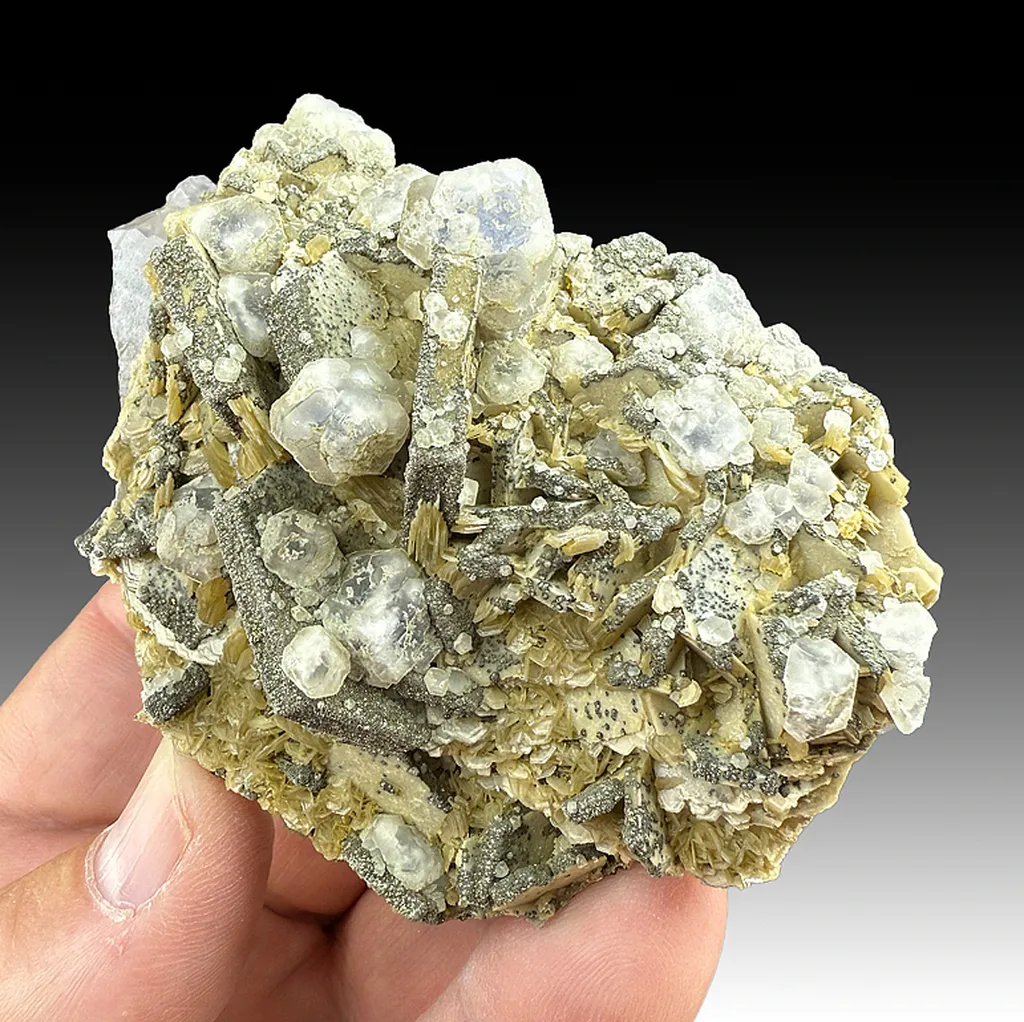Fluorite with Siderite, Pyrite, Quartz (2640) - image 1