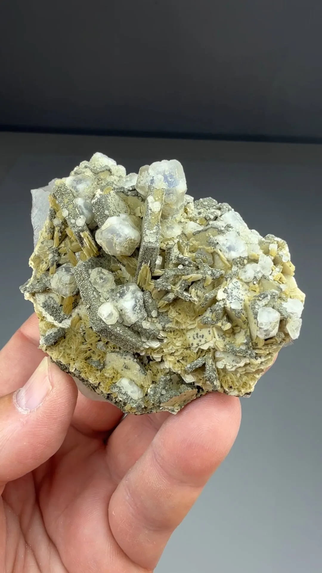 Fluorite with Siderite, Pyrite, Quartz (2640) - image 2