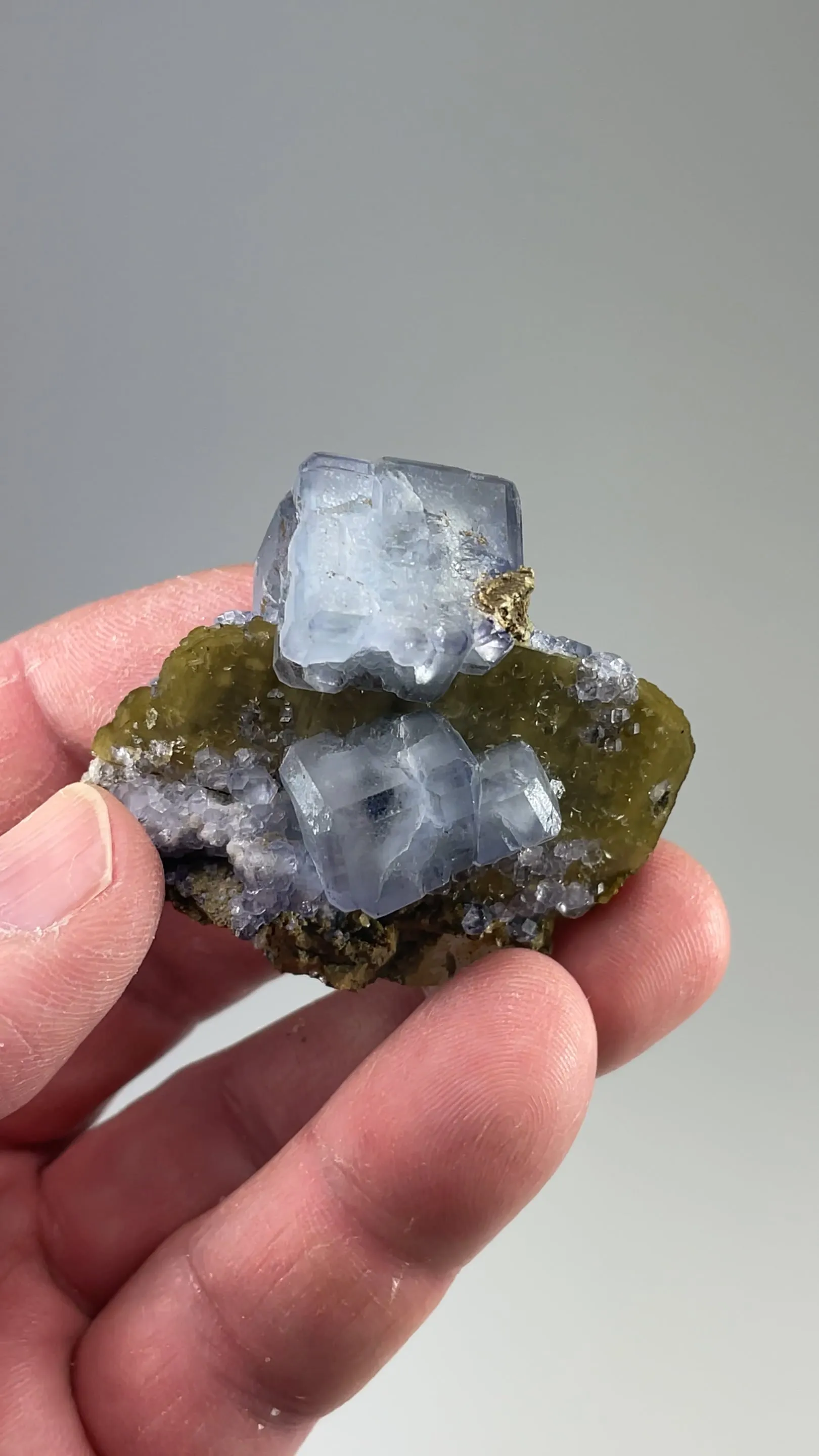 Fluorite with Siderite, Quartz - image 2