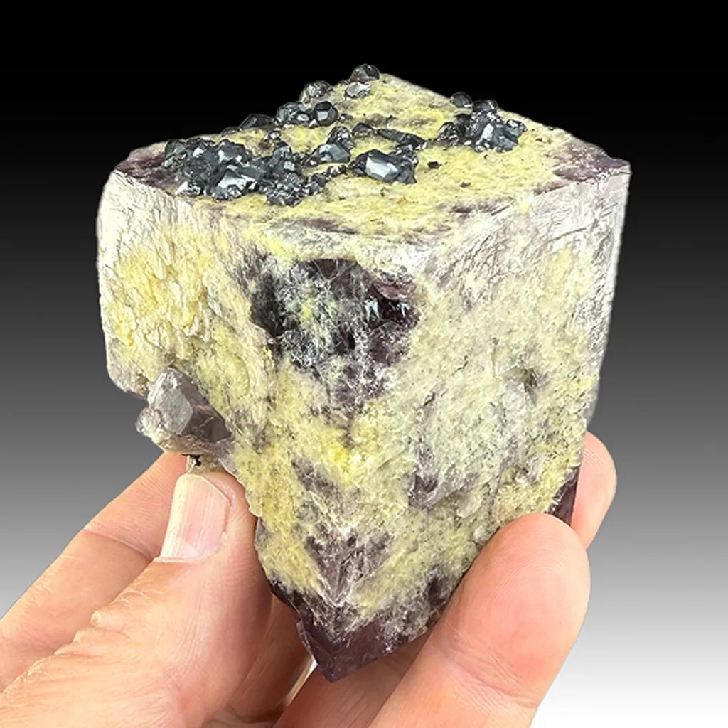 Fluorite with Sphalerite image