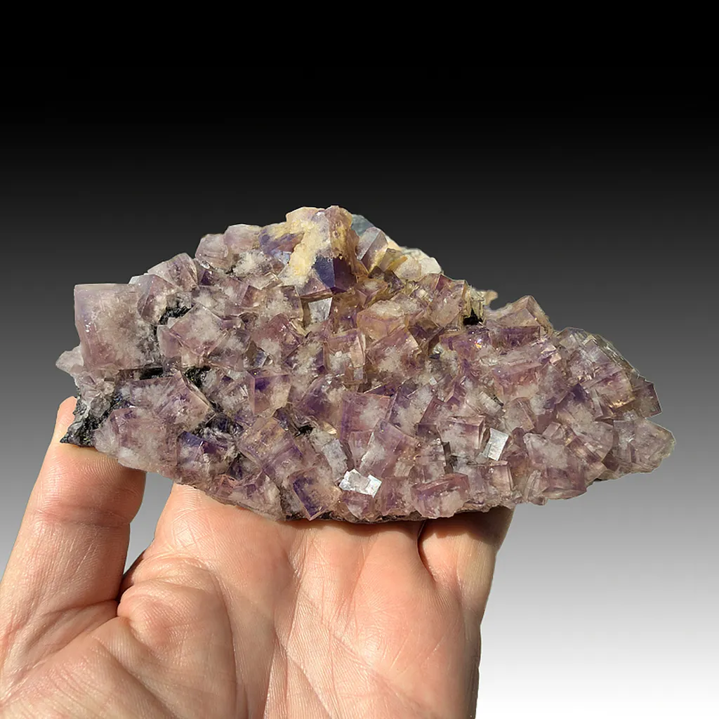 Fluorite with Sphalerite image