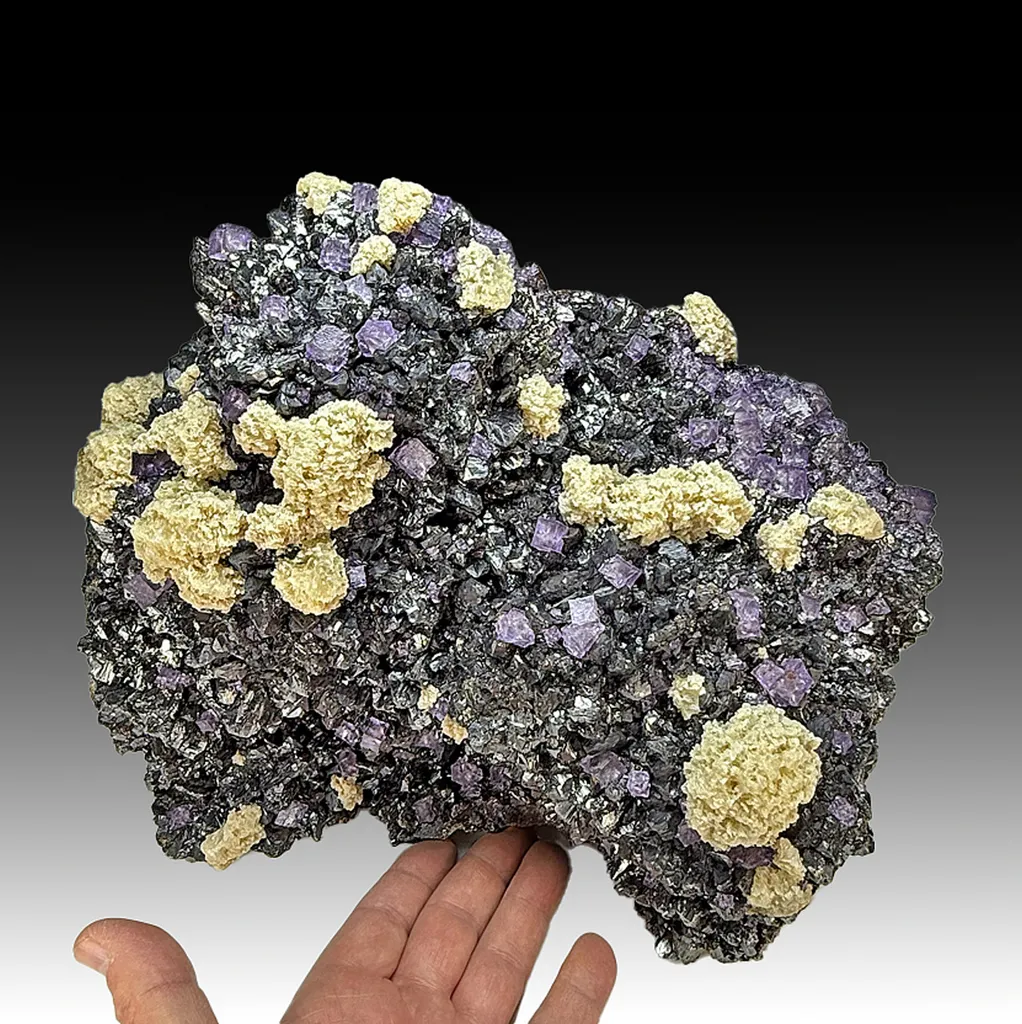 Fluorite with Sphalerite, Barite