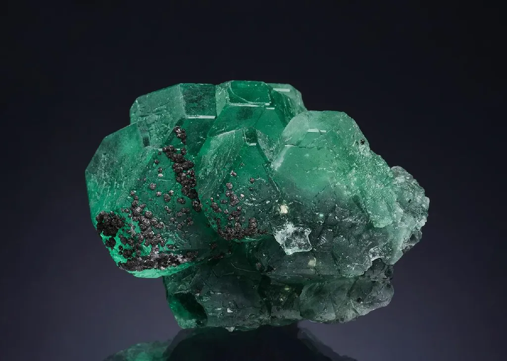 Fluorite with Sphalerite image