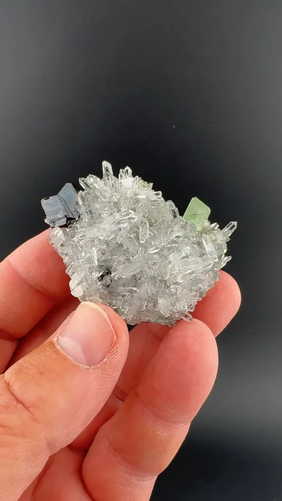 Fluorite with Sphalerite, Quartz image