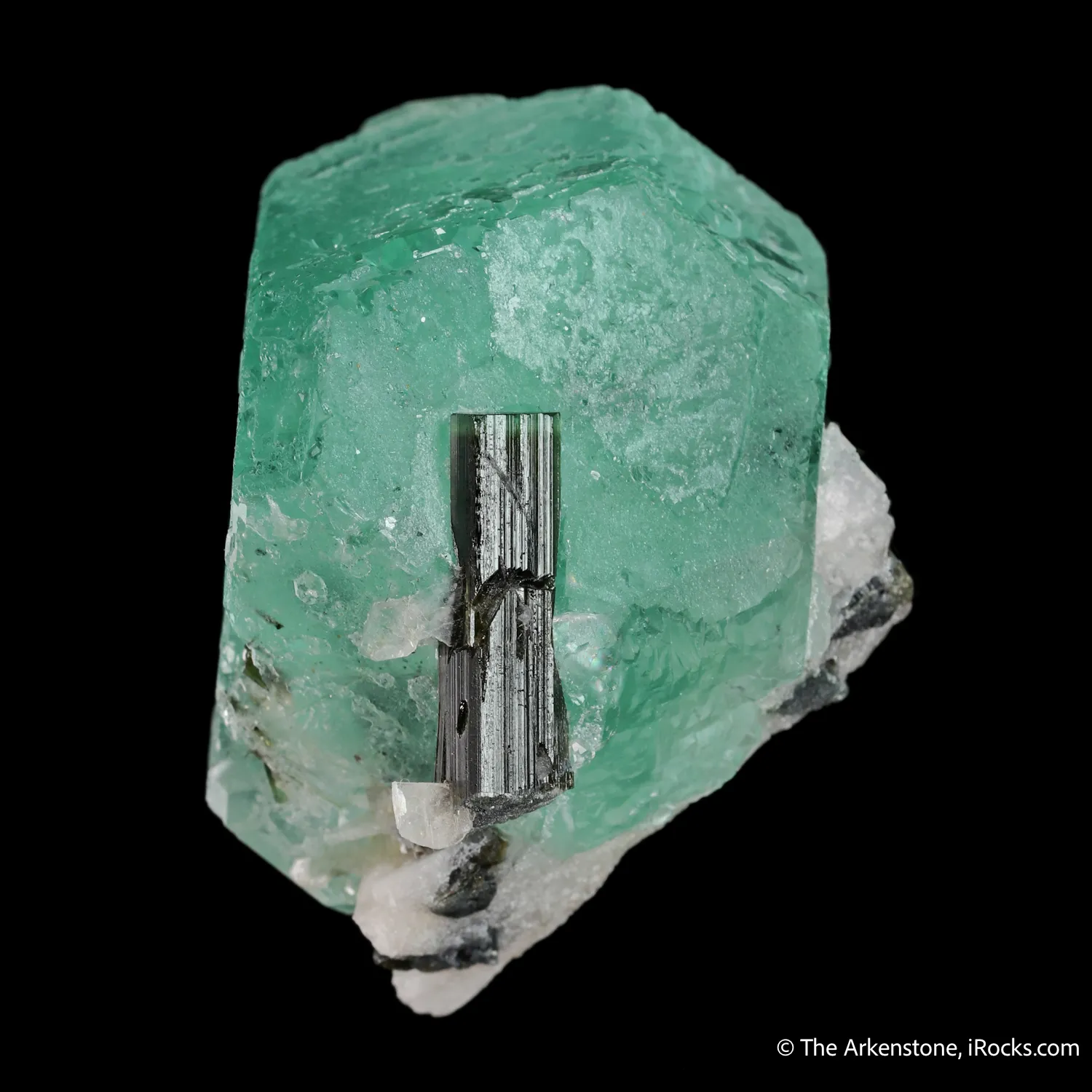 Fluorite with Tourmaline inclusion - image 7