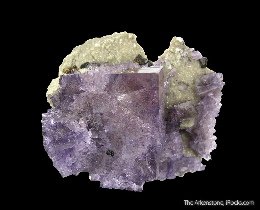 Fluorite with unusual corner pattern and Sphalerite - image 4