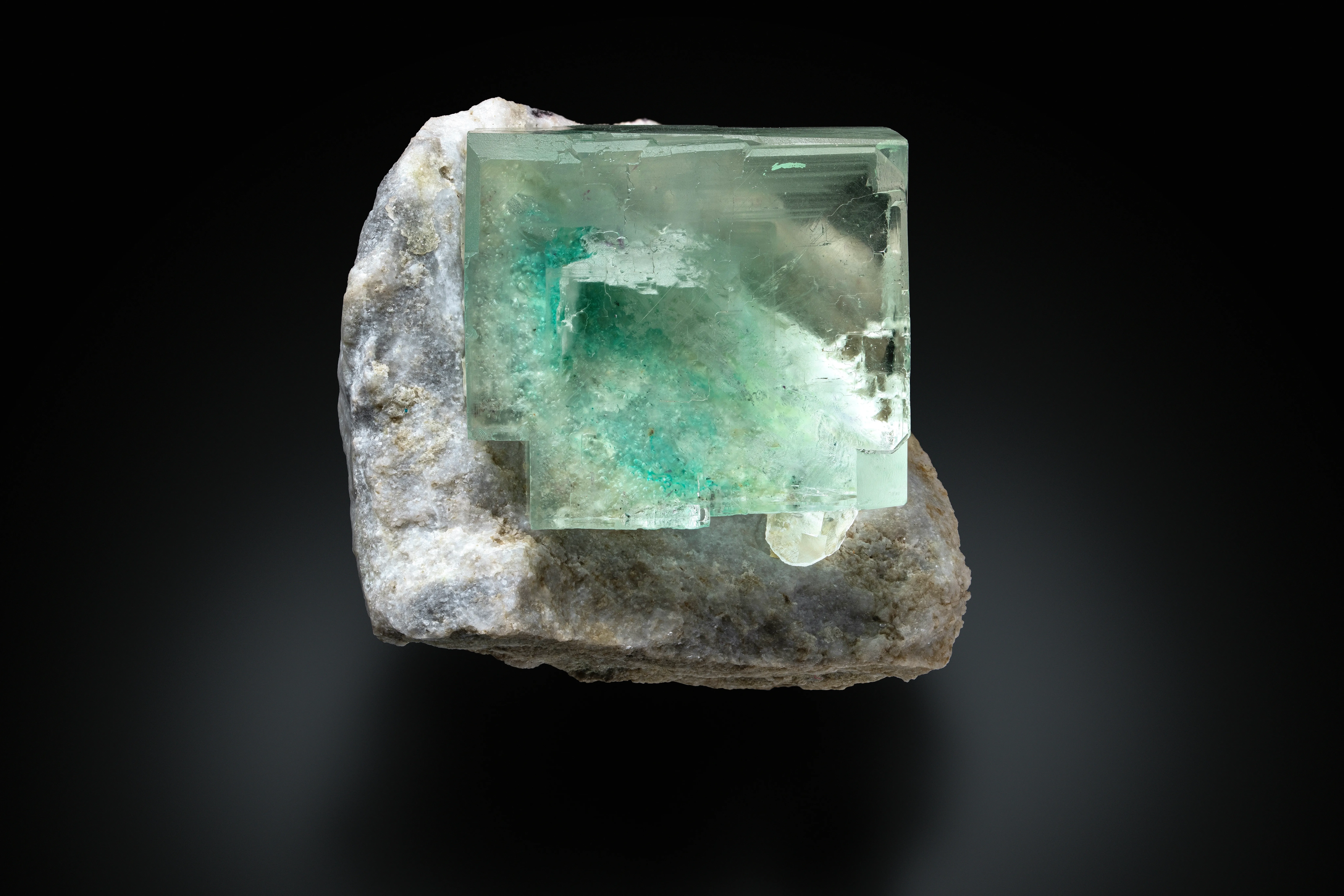 Fluorite, Xianghualing Mine China - image 1