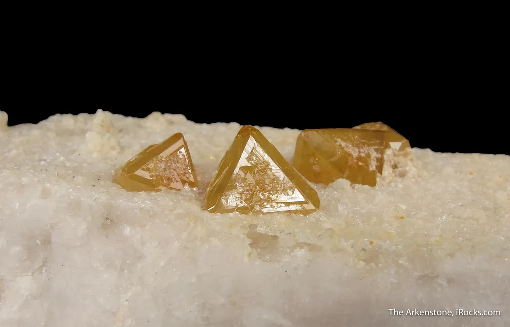 Fluornatromicrolite on Feldspar - image 5
