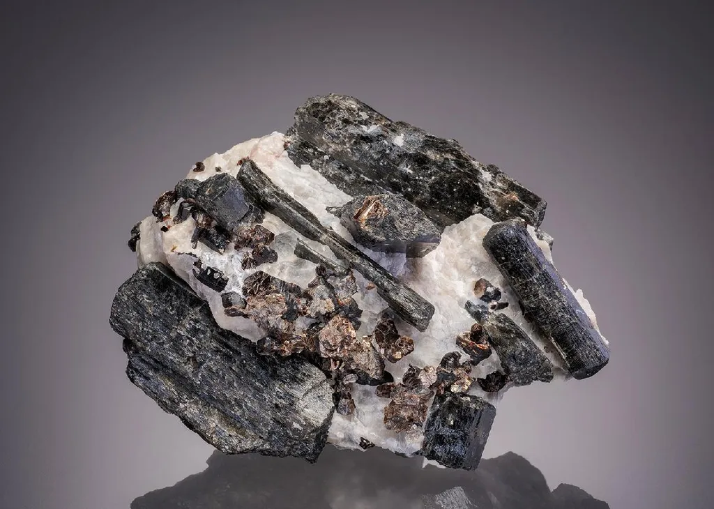 FLUORO-Richterite with Phlogopite image