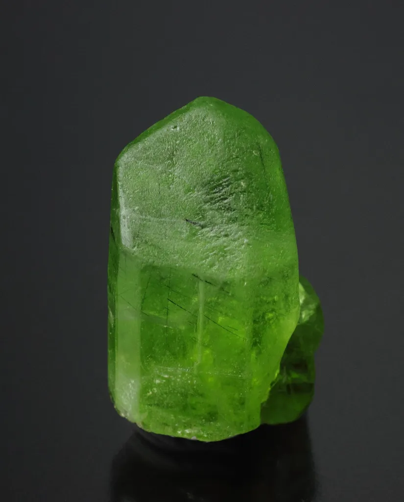 Forsterite image