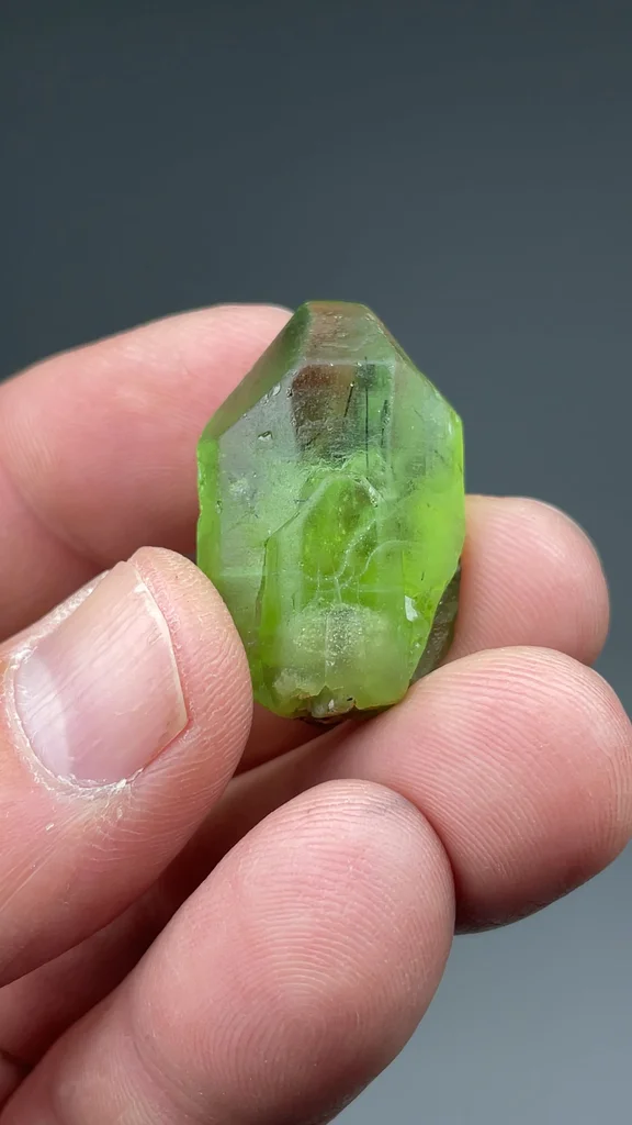 Forsterite from Sapat Gali, Khyber Pakhtunkhwa Province, Pakistan - image 2