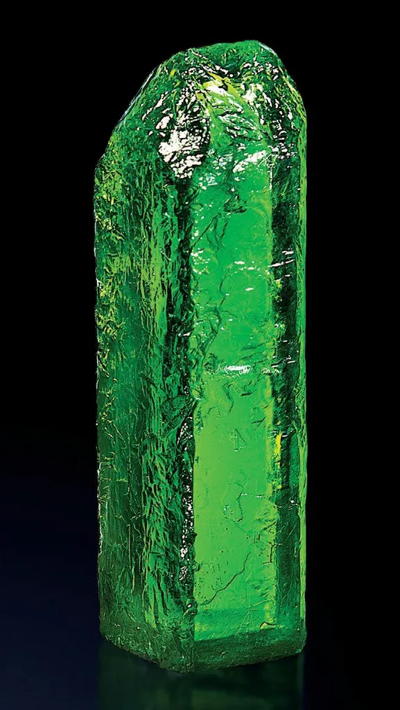 Forsterite (var. Peridot) image
