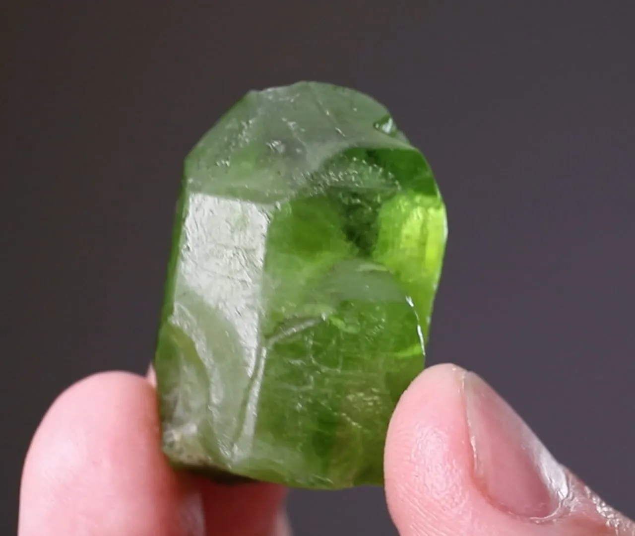 Forsterite var. Peridot - image 2