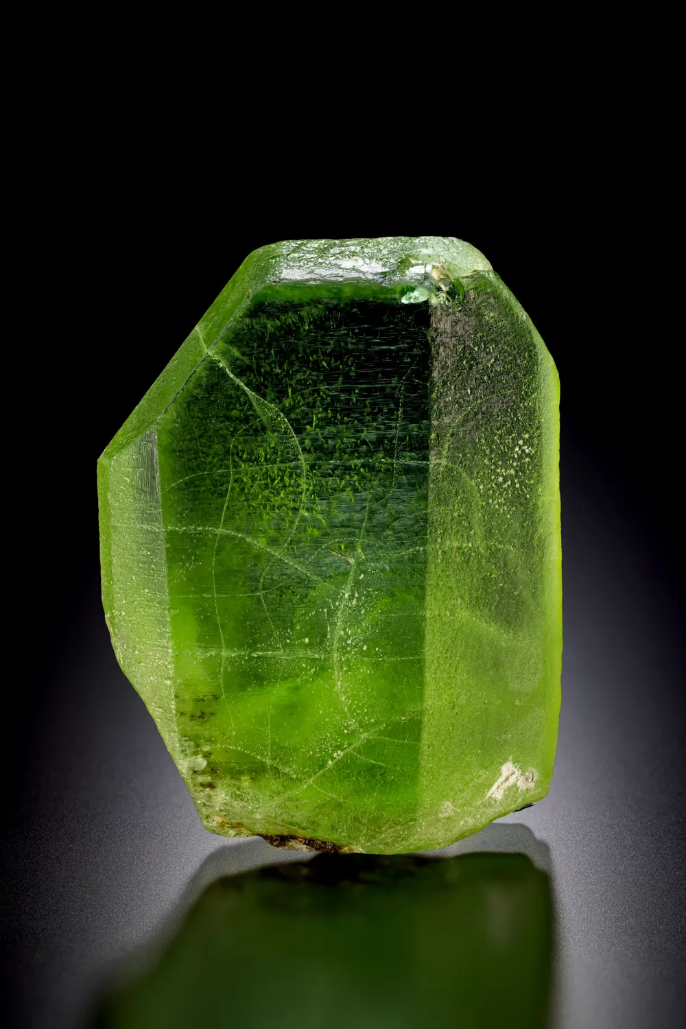 Forsterite var. Peridot - image 1