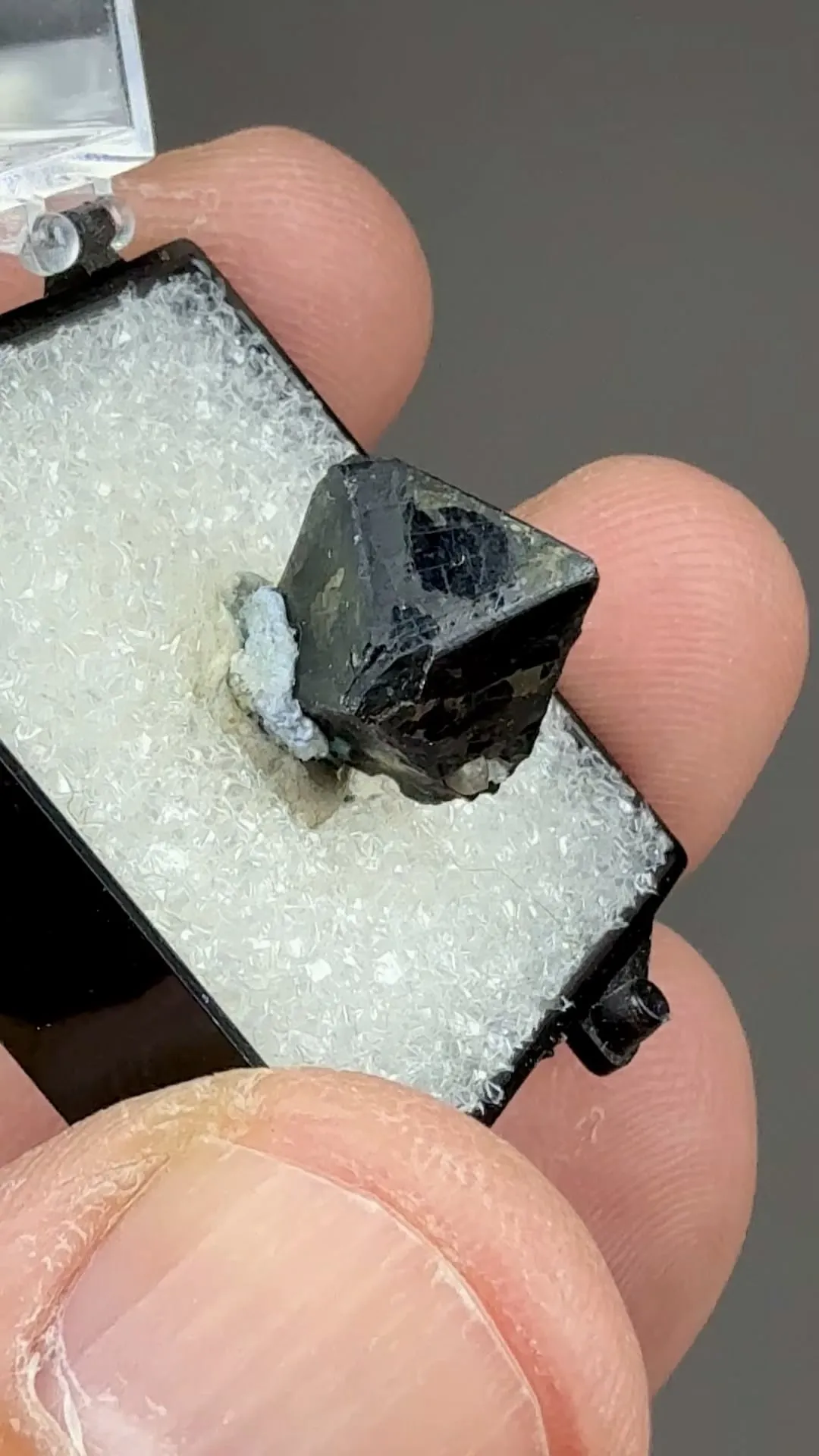 Franklinite - image 2