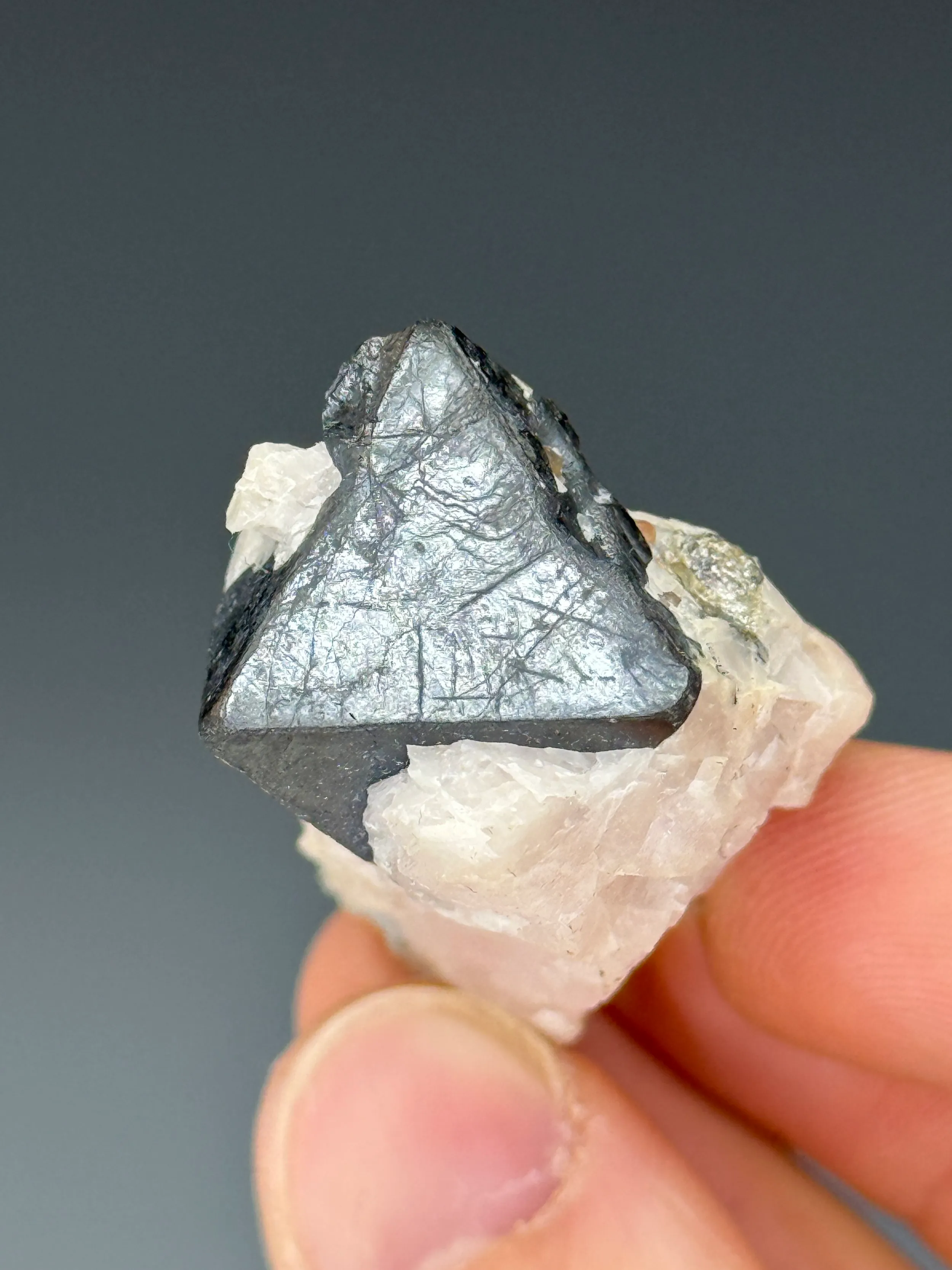 Franklinite - image 4