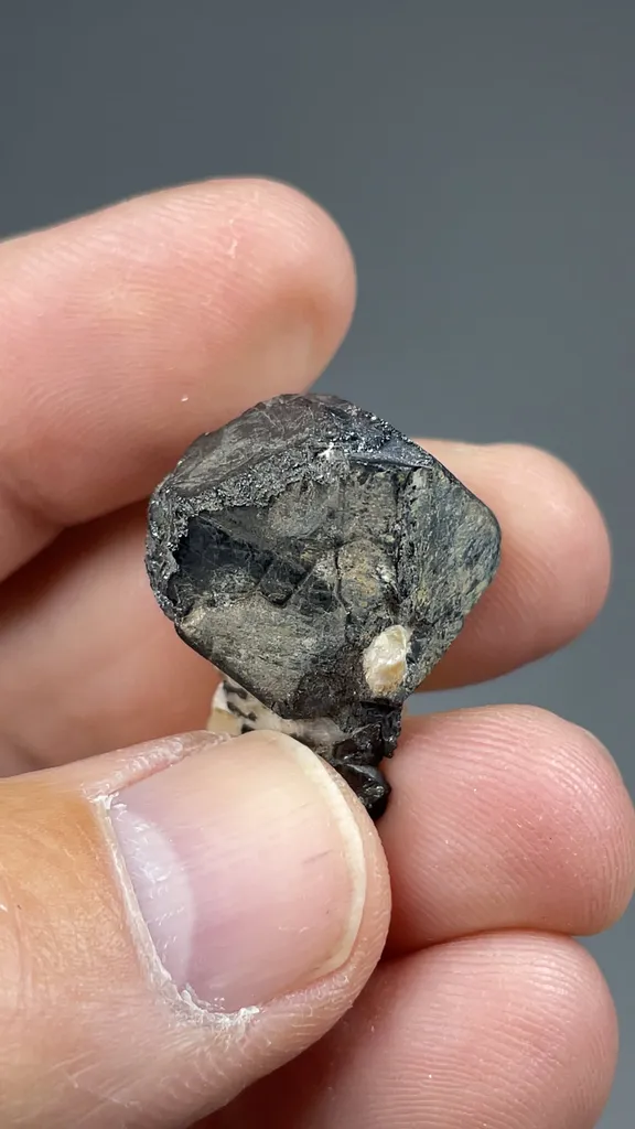 Franklinite - image 2