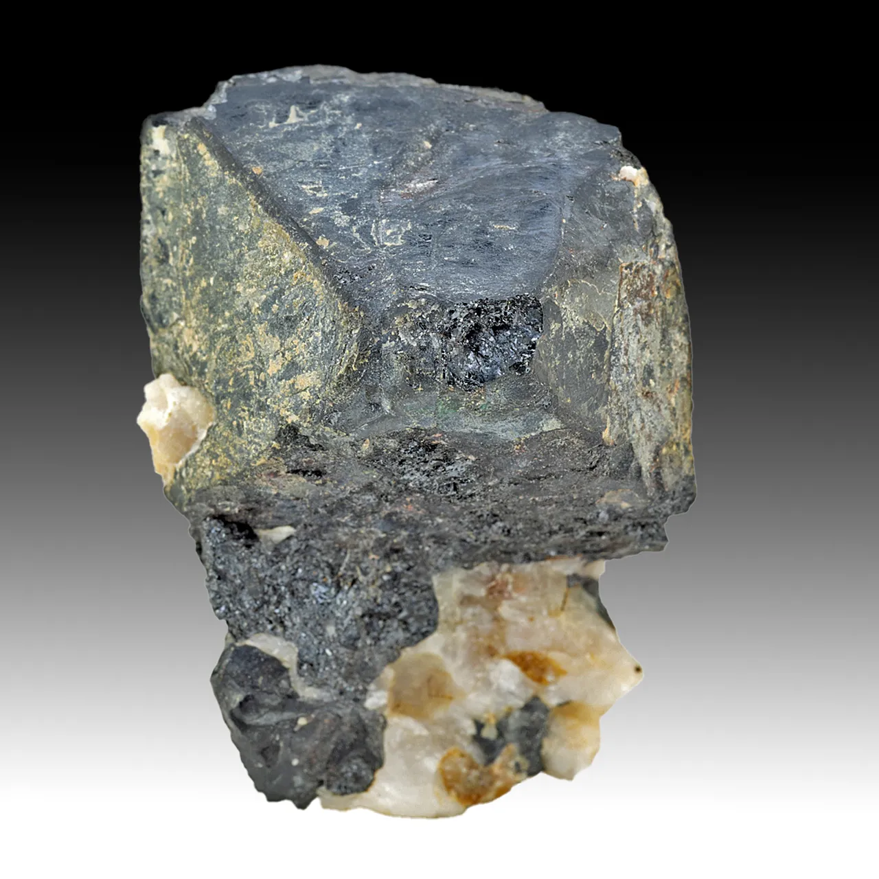 Franklinite - image 1