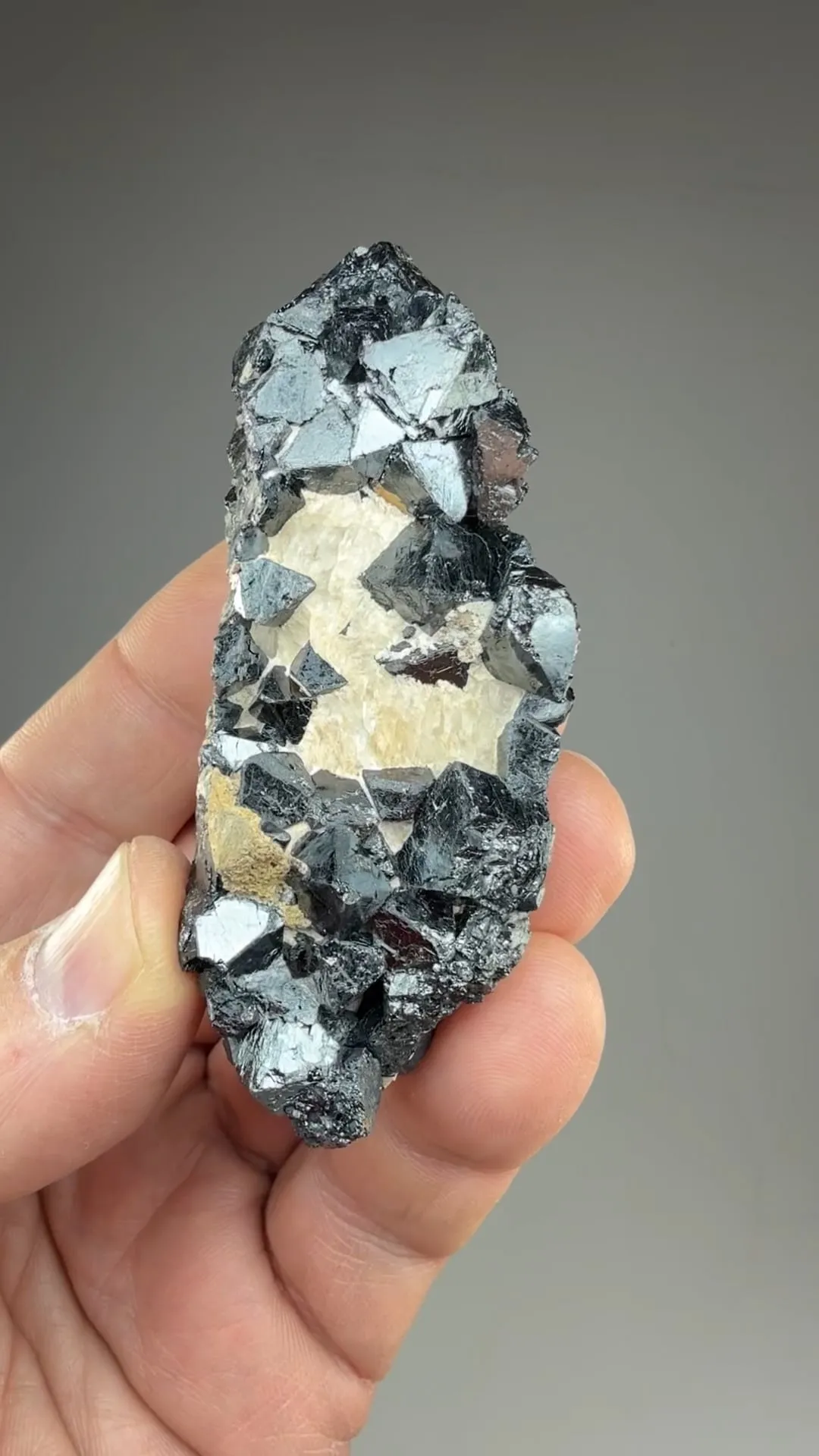 Franklinite - image 2