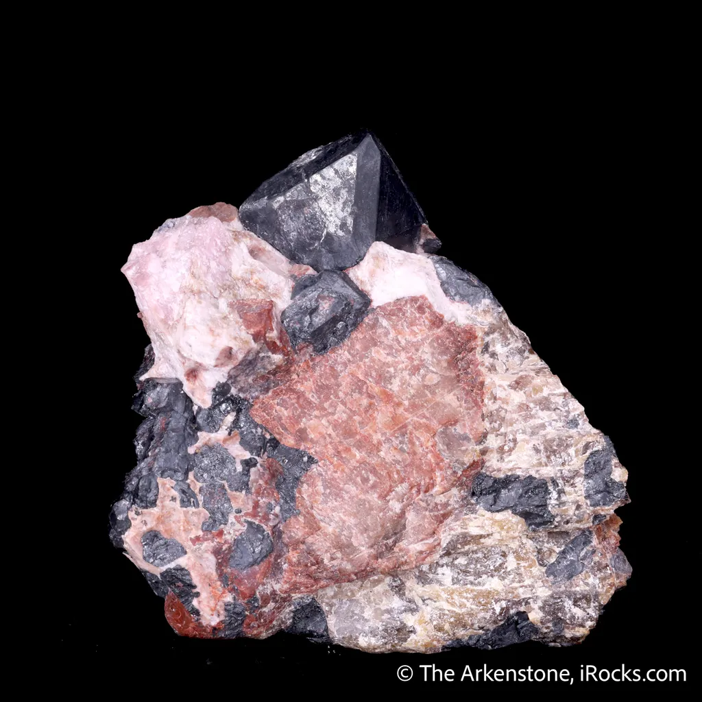 Franklinite (TL) with Willemite, Calcite - image 4