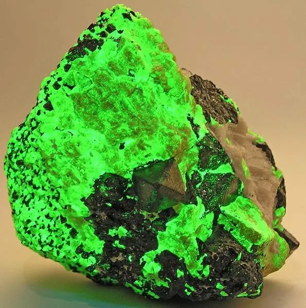 Franklinite, Willemite - image 2