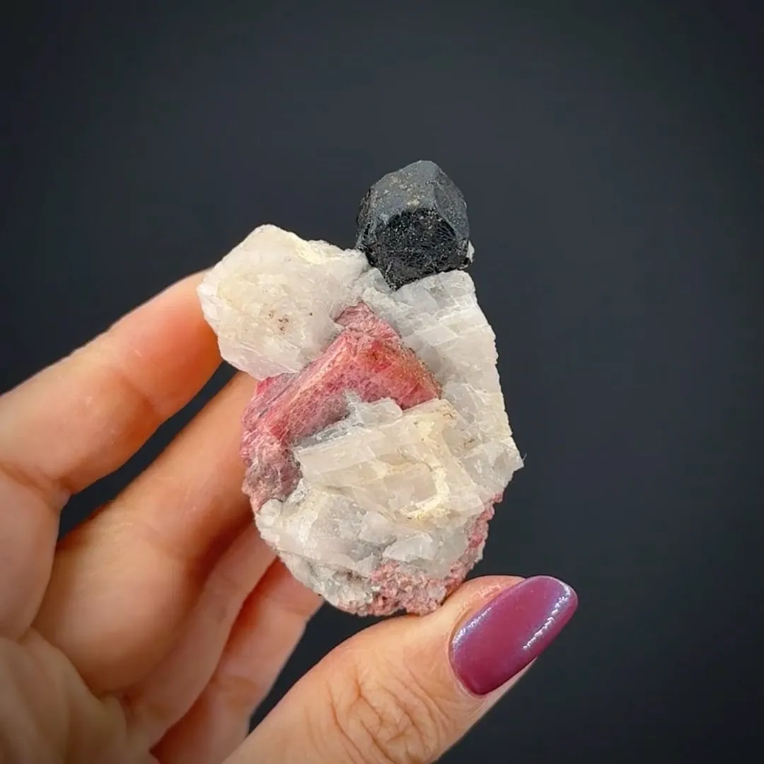 Franklinite with Rhodonite on Calcite (circa late 1800s) - image 2