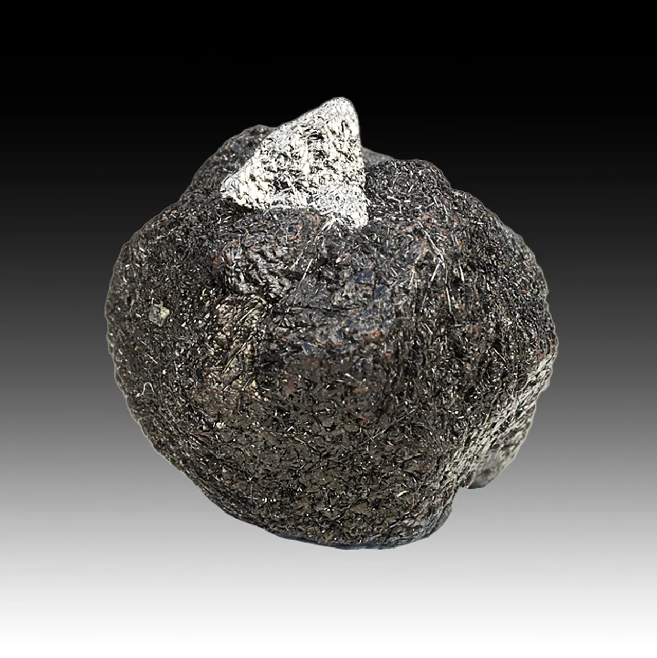 Freibergite on Sphalerite - image 1