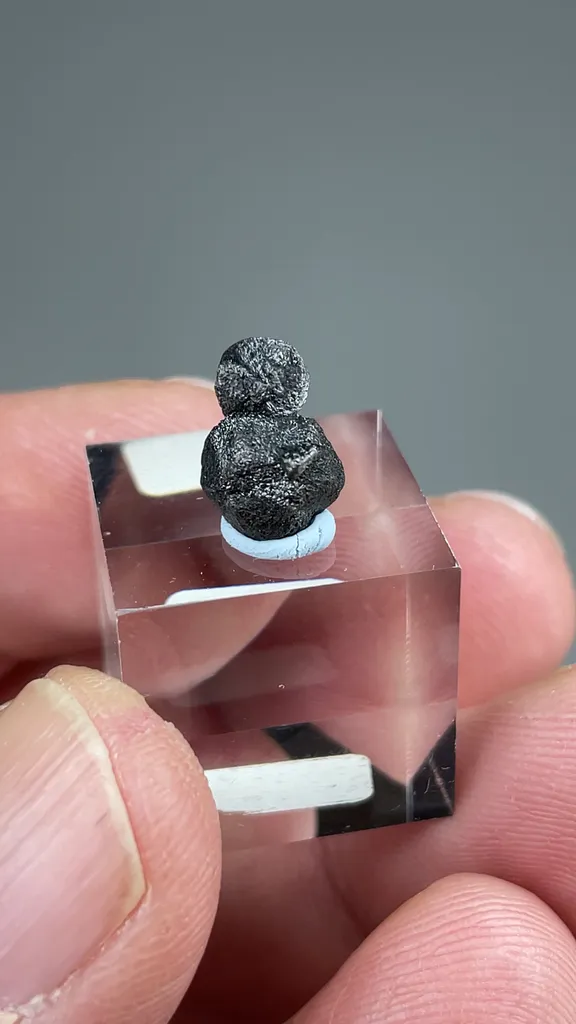 Freibergite on Sphalerite - image 2