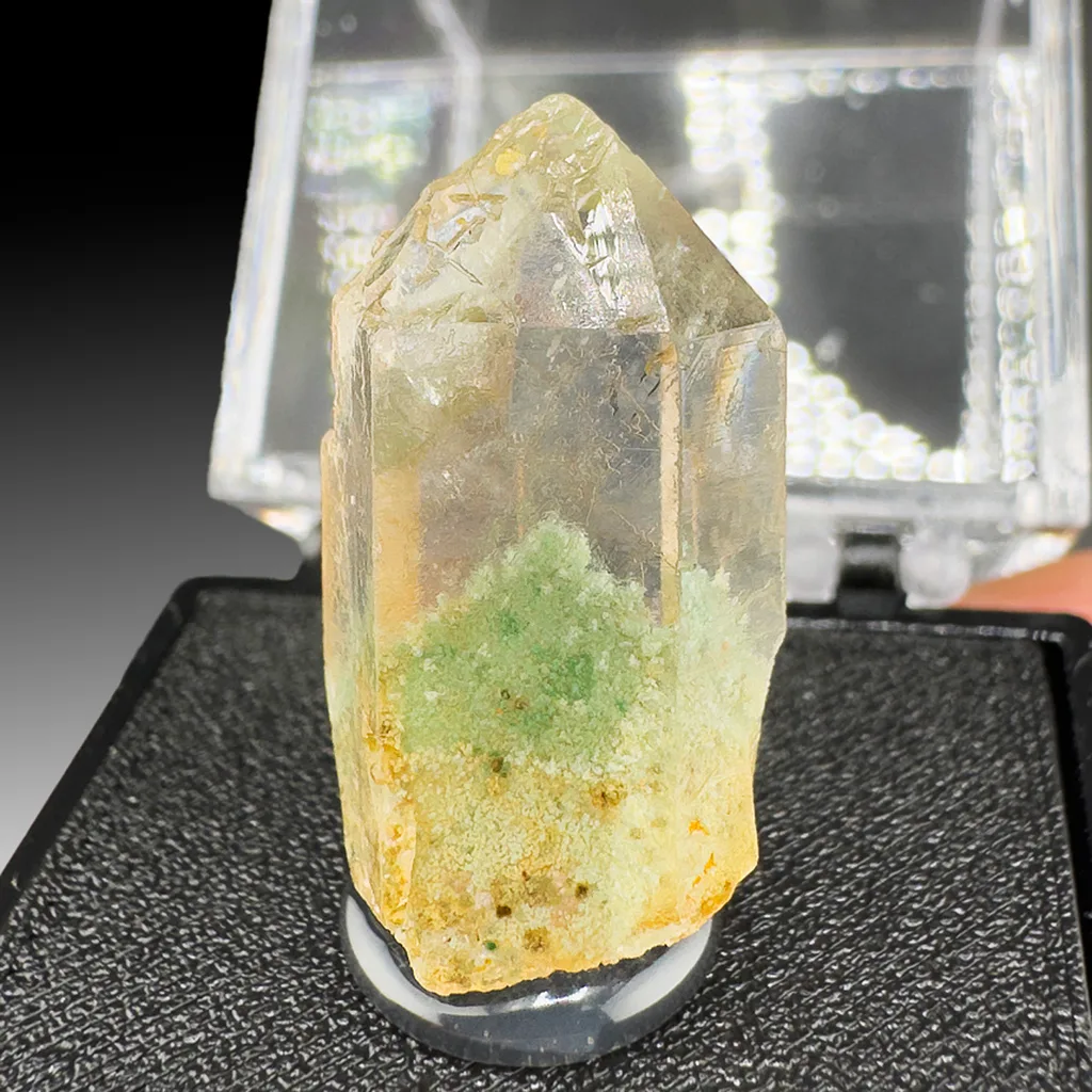 Fuchsite from Ihovitra, Ambatofinandrahana District, Amoron'i Mania, Madagascar - image 1