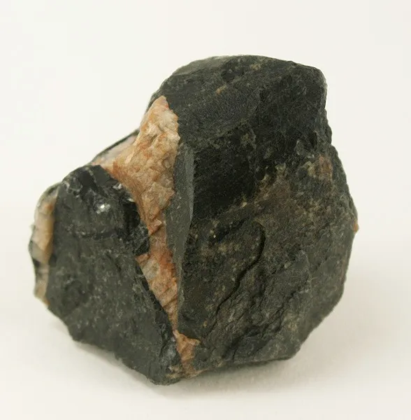 Gadolinite-(Y) image