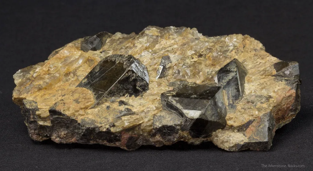 Gadolinite-(Y) with Quartz and Biotite image